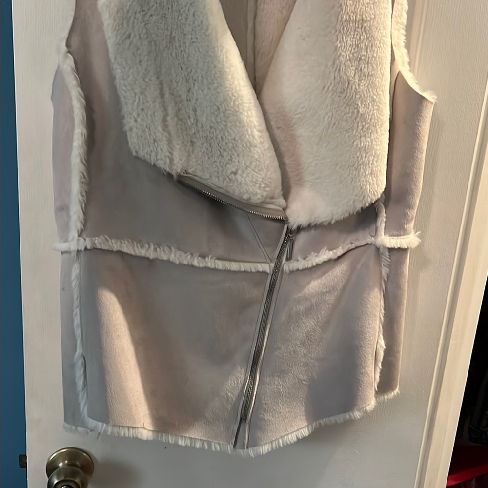 Women's White Faux Fur Vest